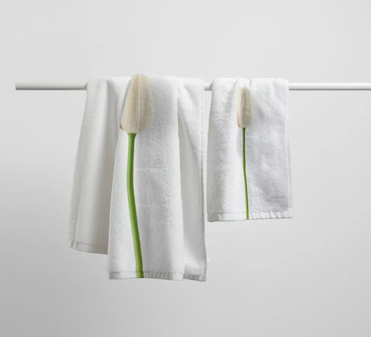 bloemenminimum badhanddoek van mazzihanq