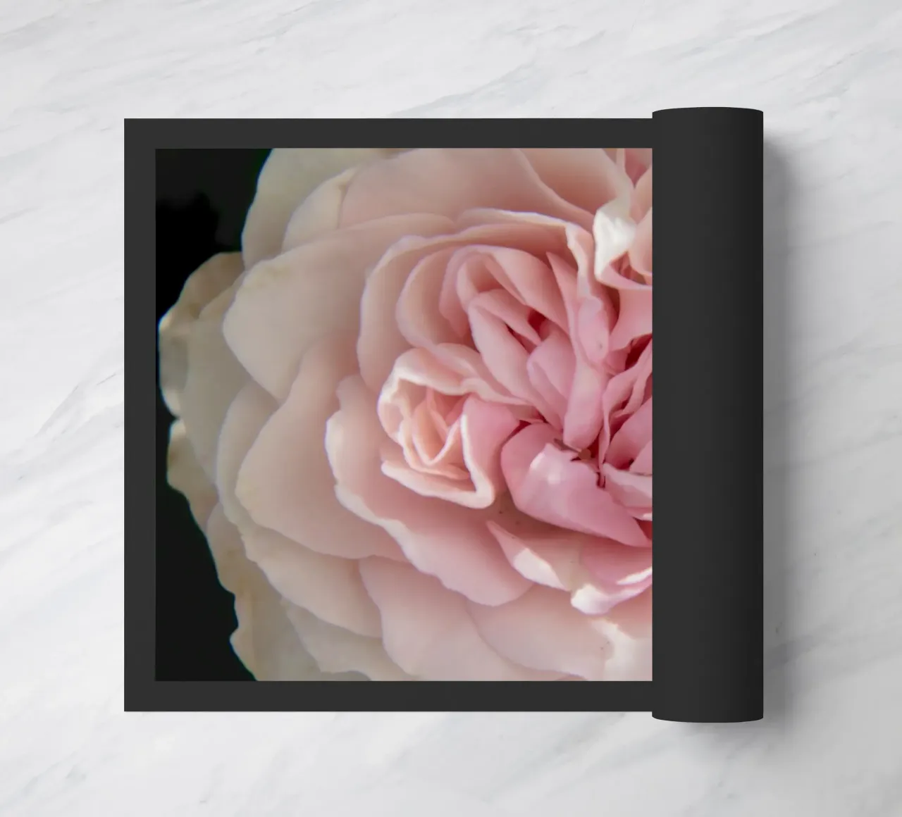 Lichtroze deurmat van Teresa André