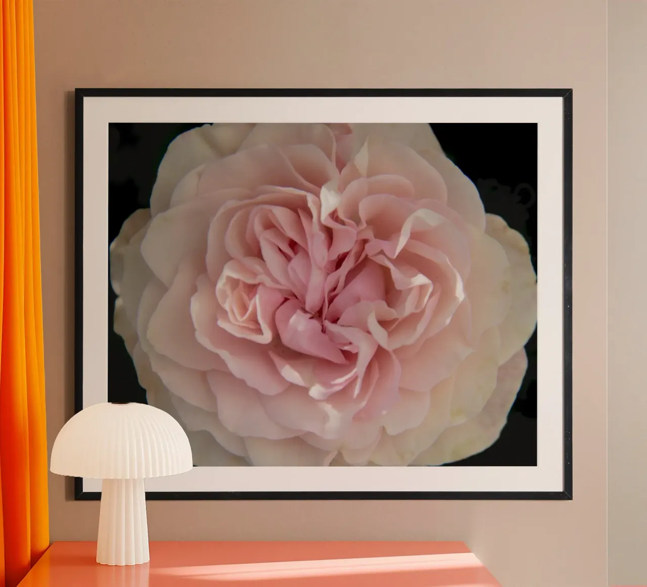 Lichtroze poster van Teresa André