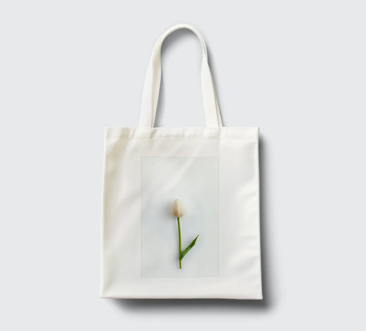 flower minimalsm tote bag by mazzihanq
