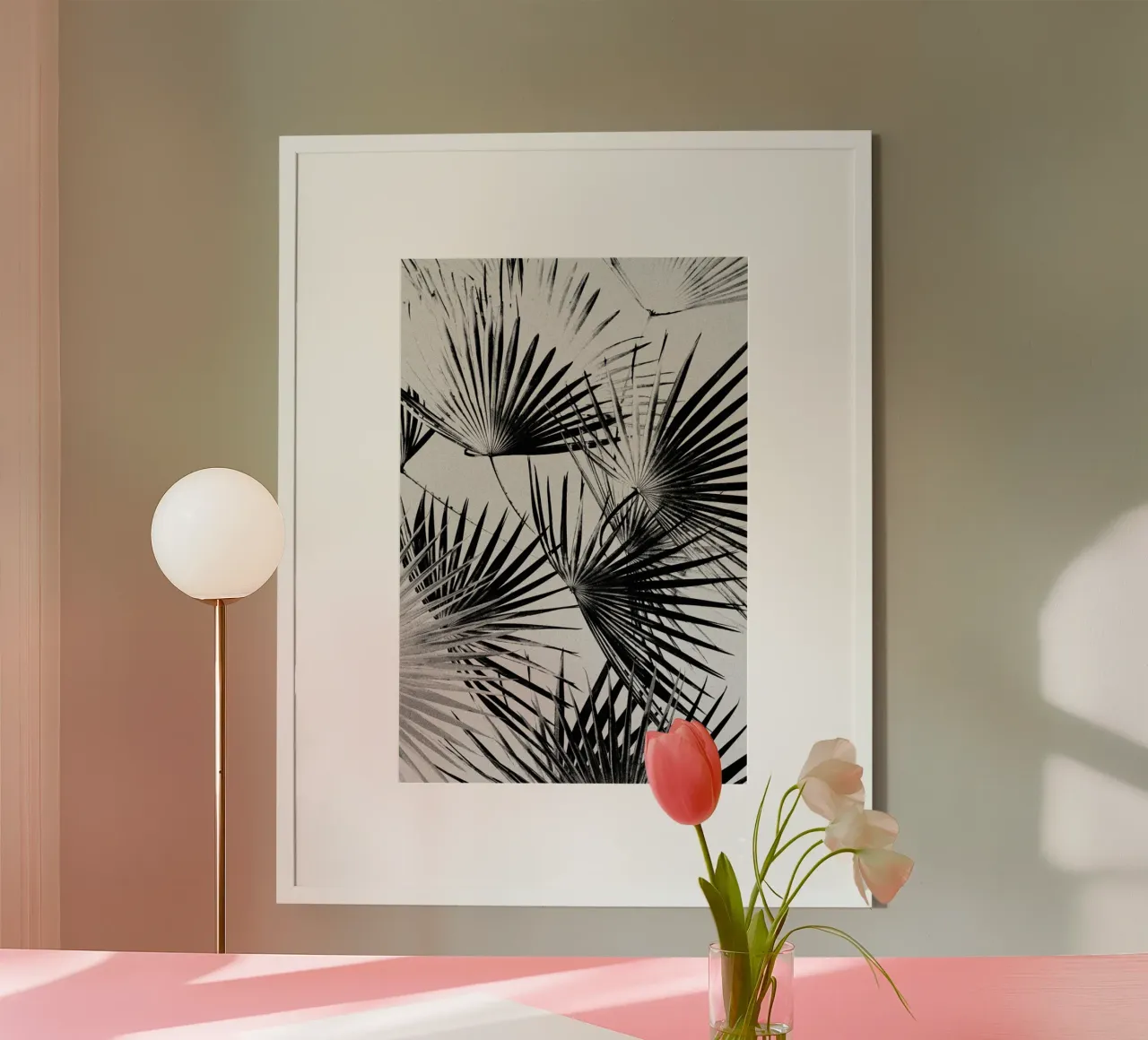Tropical #5 poster con telaio in legno da STUDIO LEEMO