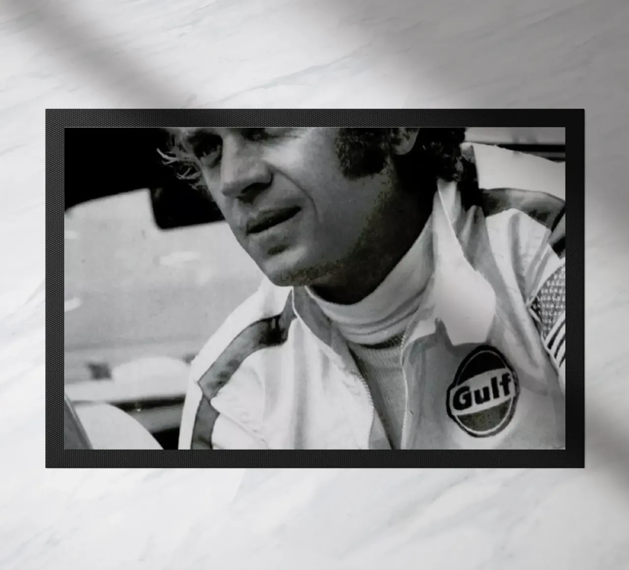 Steve McQueen in Le Mans, 1971 zerbino da Gallery Print and Art Limited