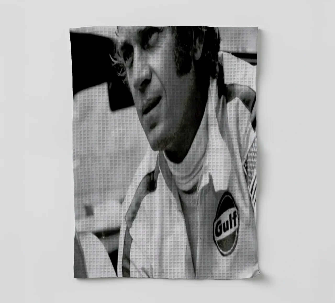Steve McQueen in Le Mans, 1971 canovaccio da cucina da Gallery Print and Art Limited