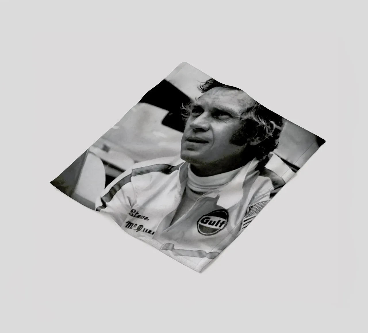 Steve McQueen in Le Mans, 1971 coperta in pile da Gallery Print and Art Limited