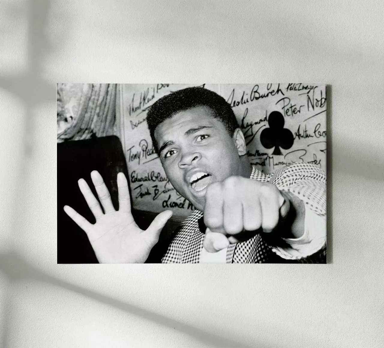 Muhammad Ali - The Greatest tela con Cornice a cassetta da Gallery Print and Art Limited