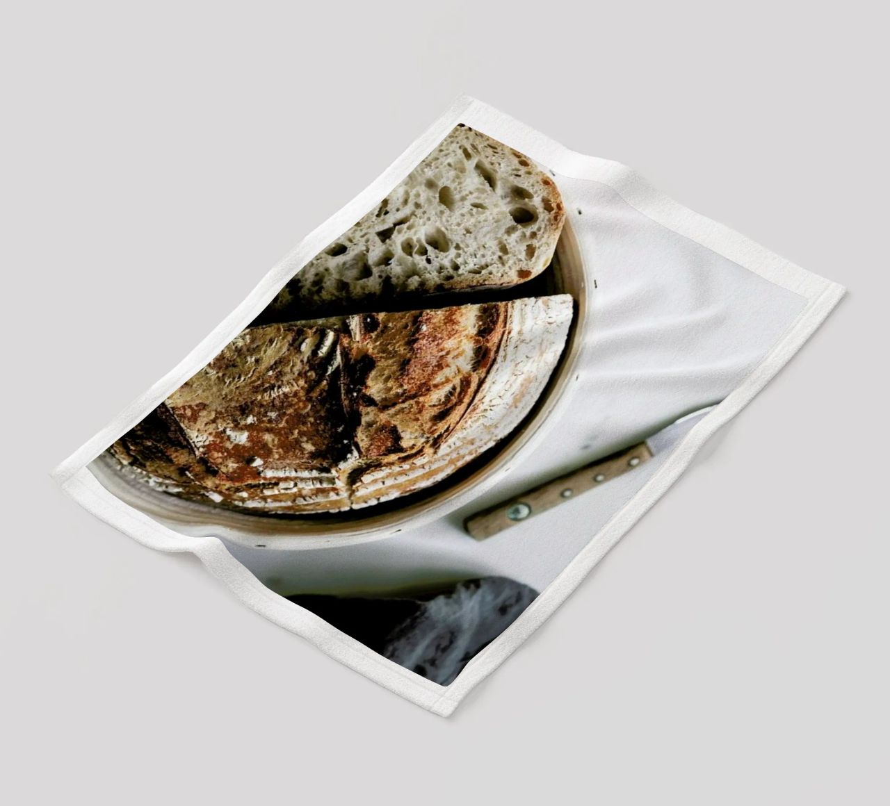 Sauerteigbrot No. 2 coperta in pile da Eat this