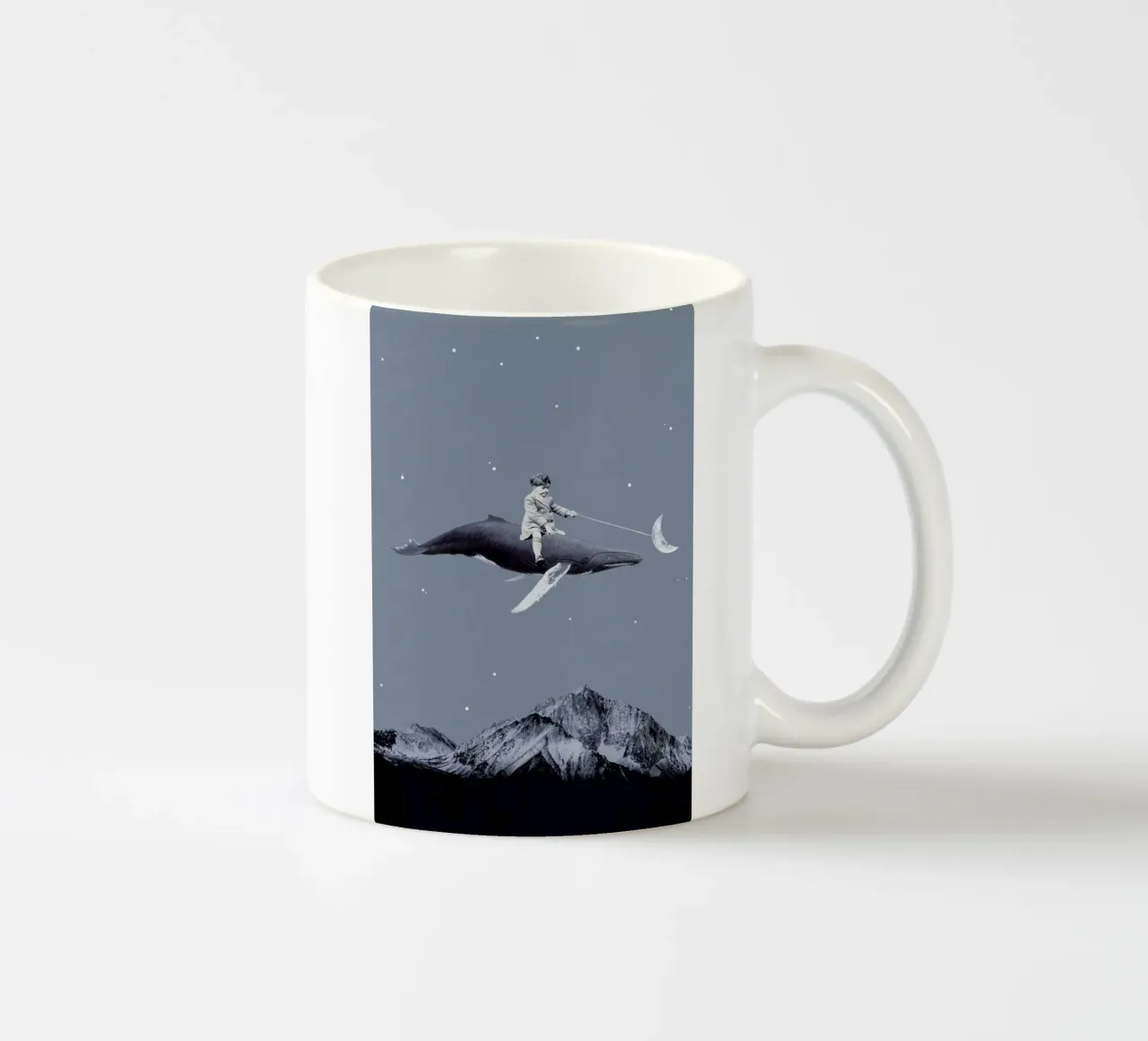 Aim For the Moon Keramik Tasse von Maarten Léon
