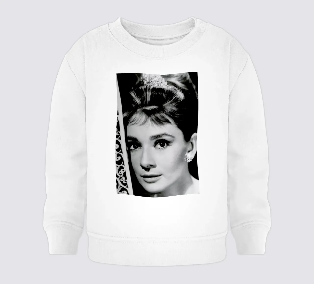 Audrey Hepburn 3 felpa neonato da Gallery Print and Art Limited