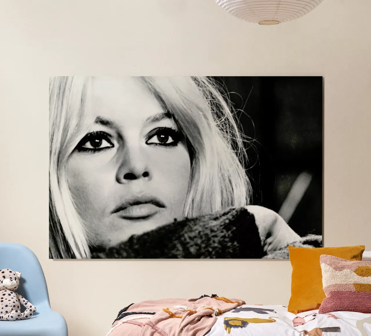 Brigitte Bardot 4 poster con telaio in plastica da Gallery Print and Art Limited