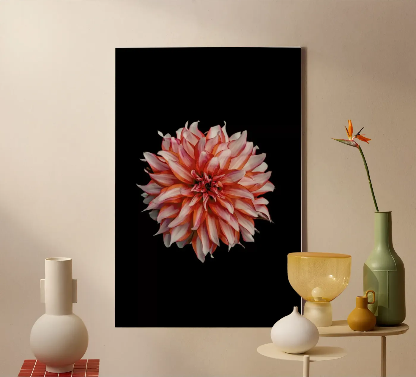 Devil Dahlia canvas van Curious Collections by Marielle Leenders