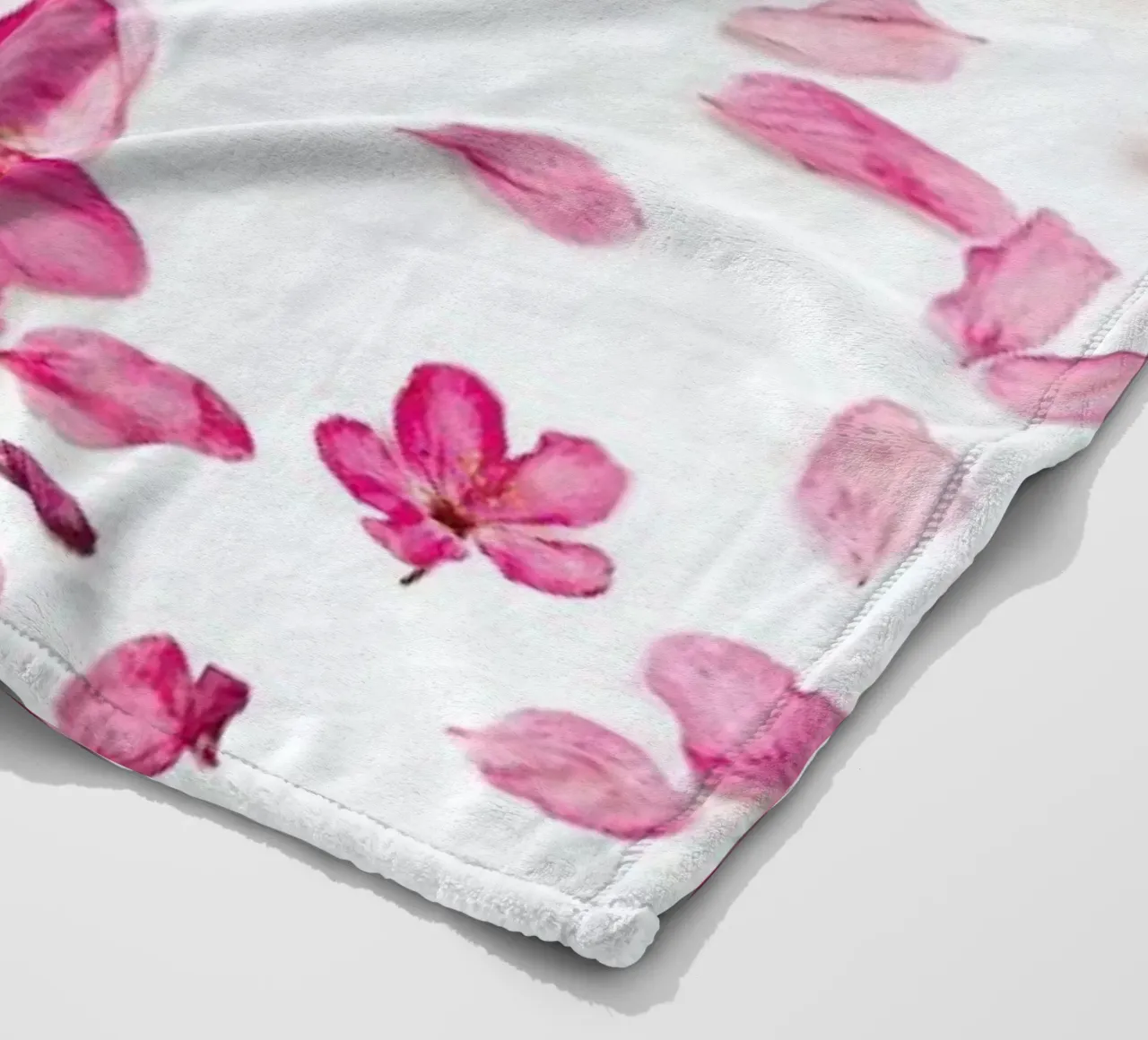 Blossom Fall coperta in pile da Curious Collections by Marielle Leenders