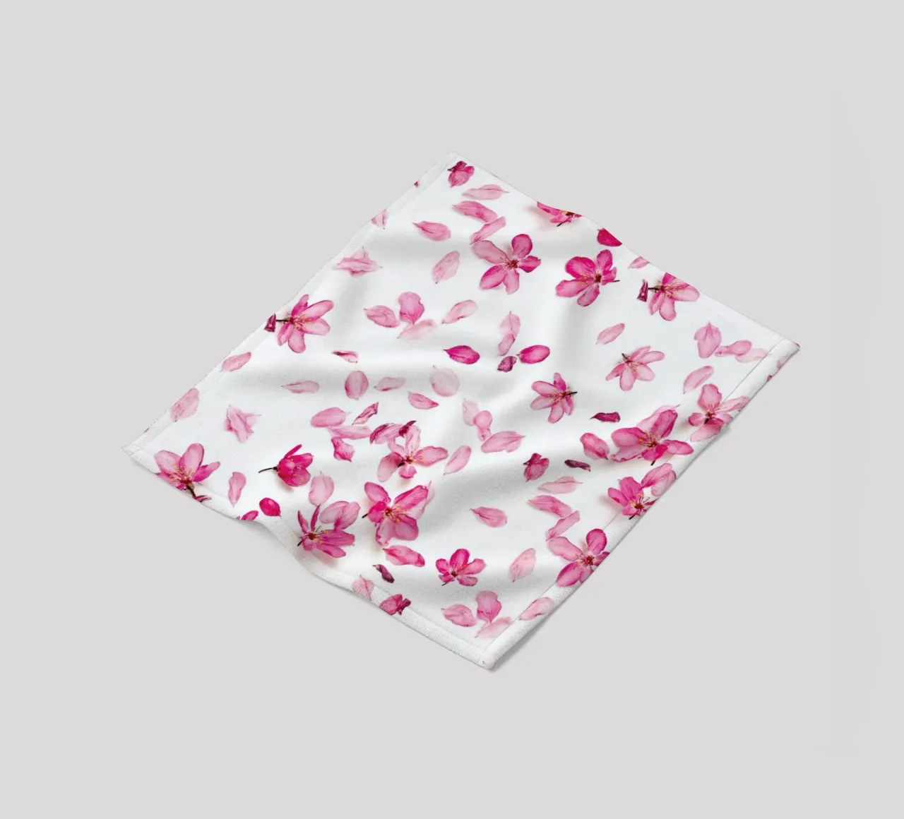 Blossom Fall coperta in pile da Curious Collections by Marielle Leenders