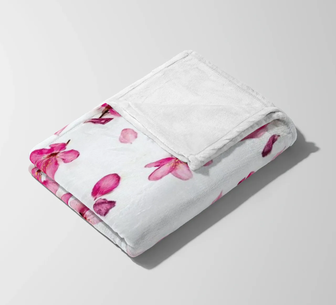 Blossom Fall coperta in pile da Curious Collections by Marielle Leenders