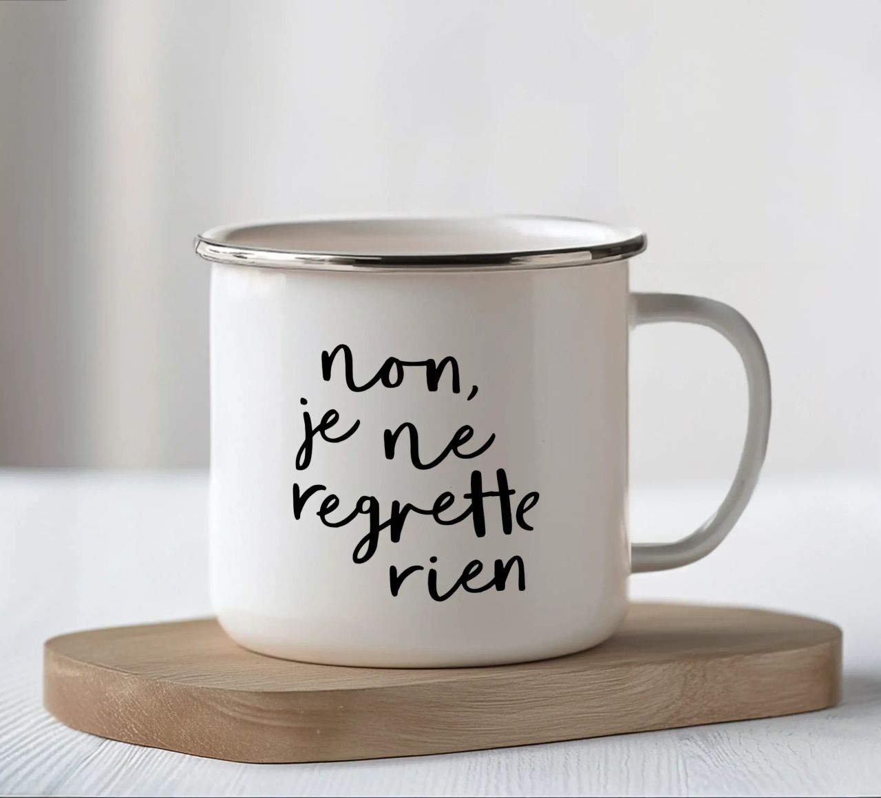 Non Je Ne Regrette Rien Edith Piaf tazza in smalto da THE MOTIVATED TYPE