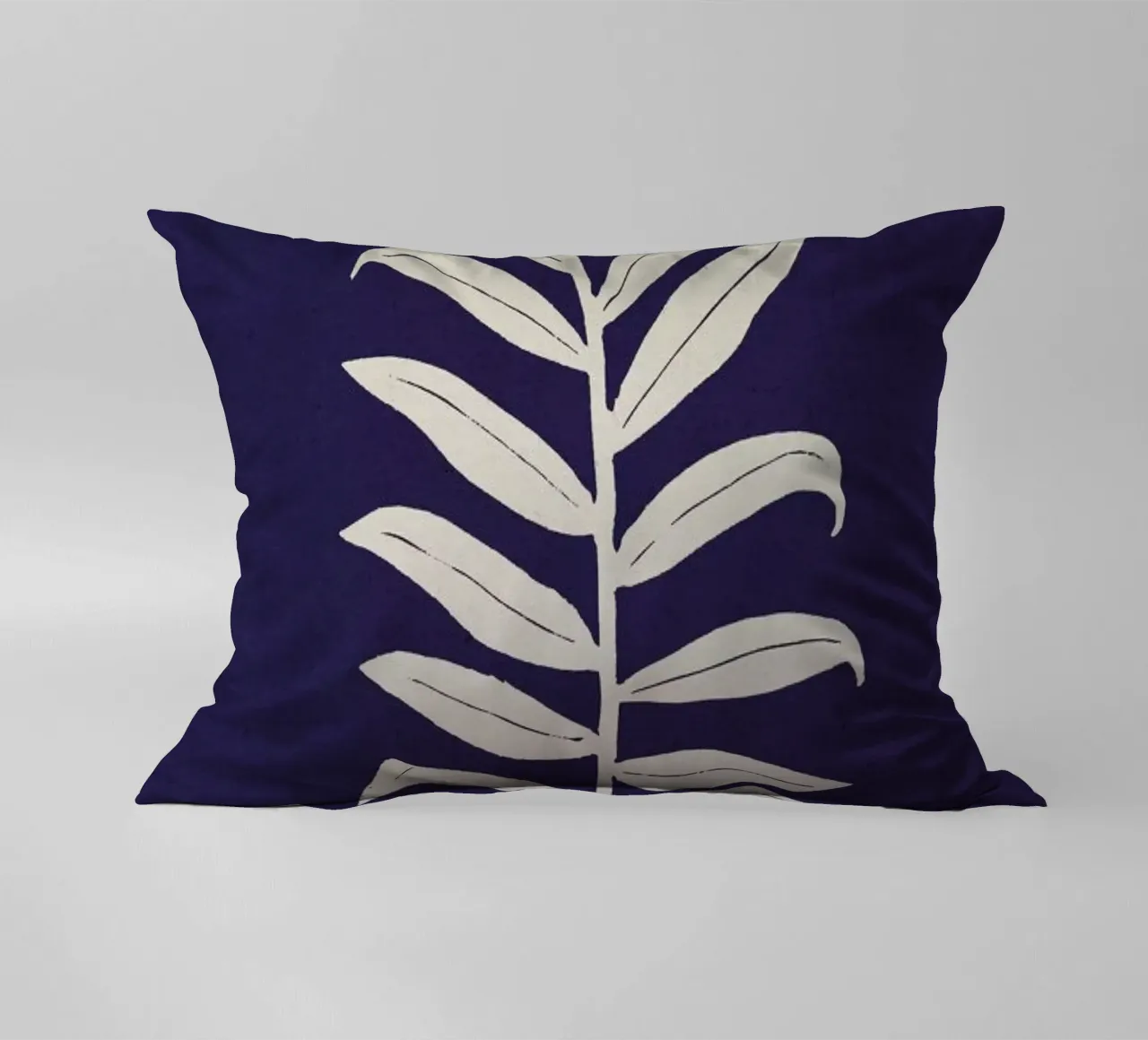 Areca Palmata Deepnight Moon cuscino da Elena Veronese