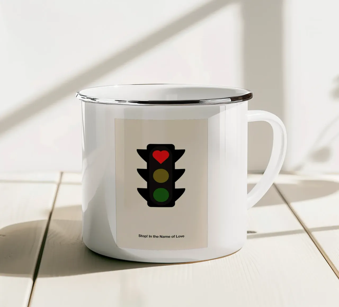 Stop! In the Name of Love tazza in smalto da Viktor Hertz