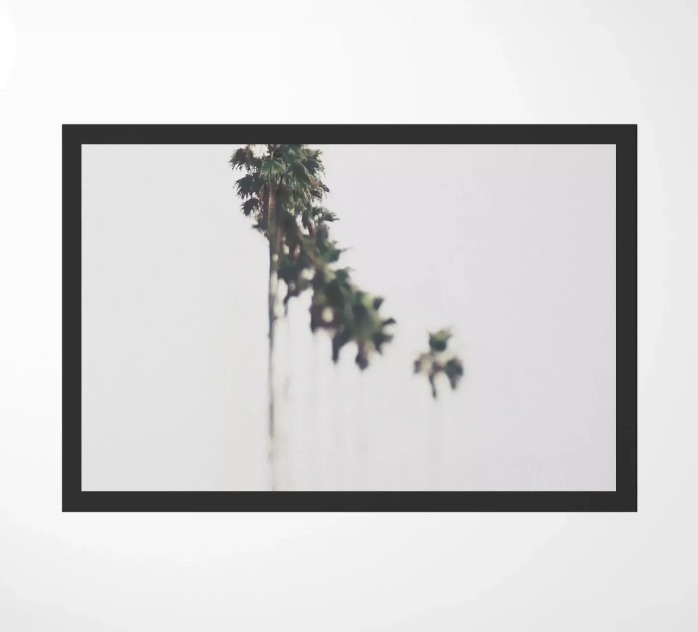 Palms Fußmatte von Ingrid Beddoes