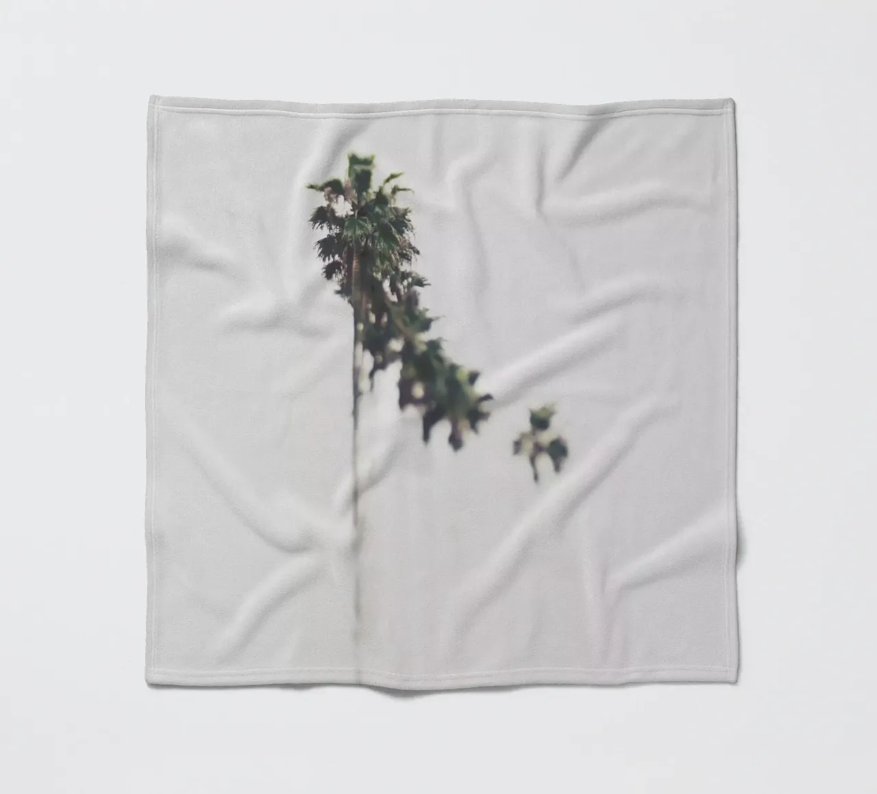 Palms Fleecedecke von Ingrid Beddoes