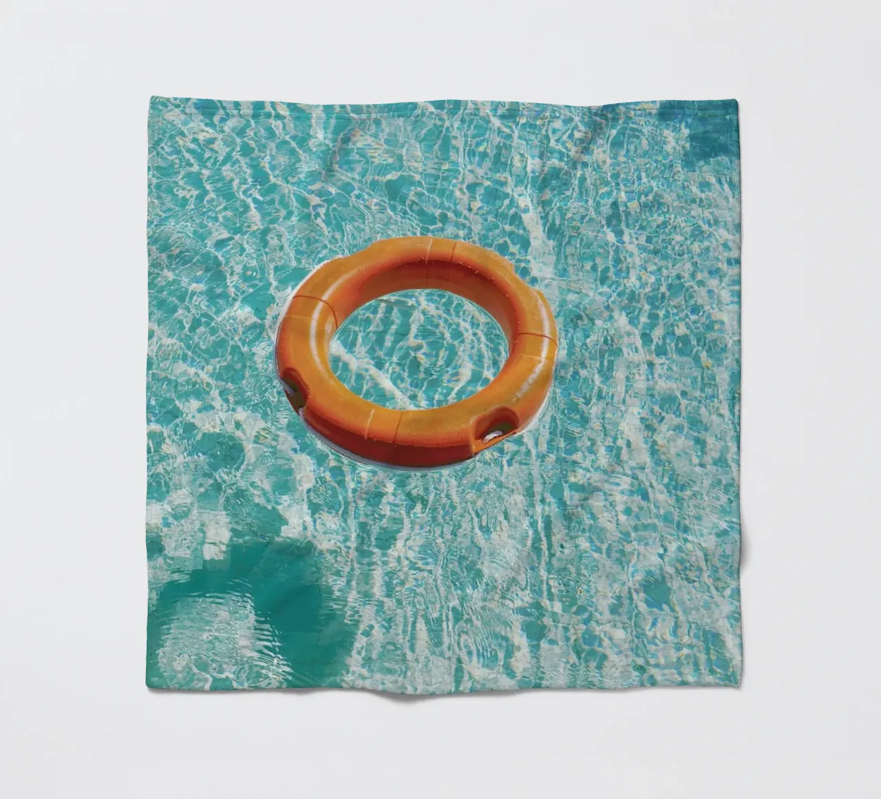 Piscina III coperta in pile da Cassia Beck Photography