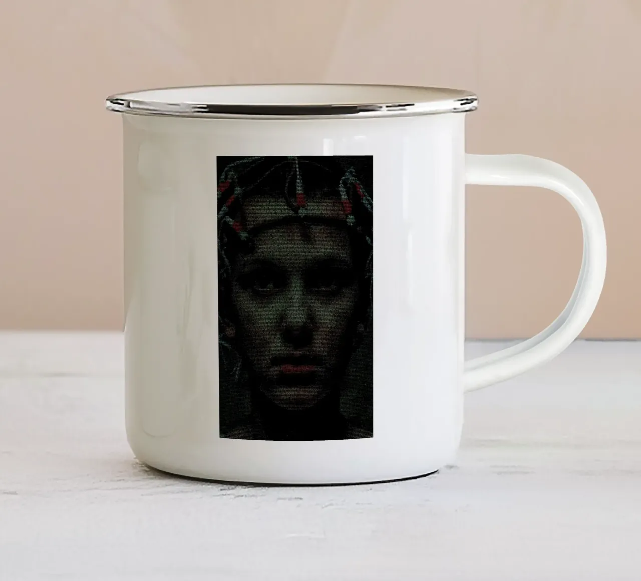 Eleven tazza in smalto da Robotic Ewe