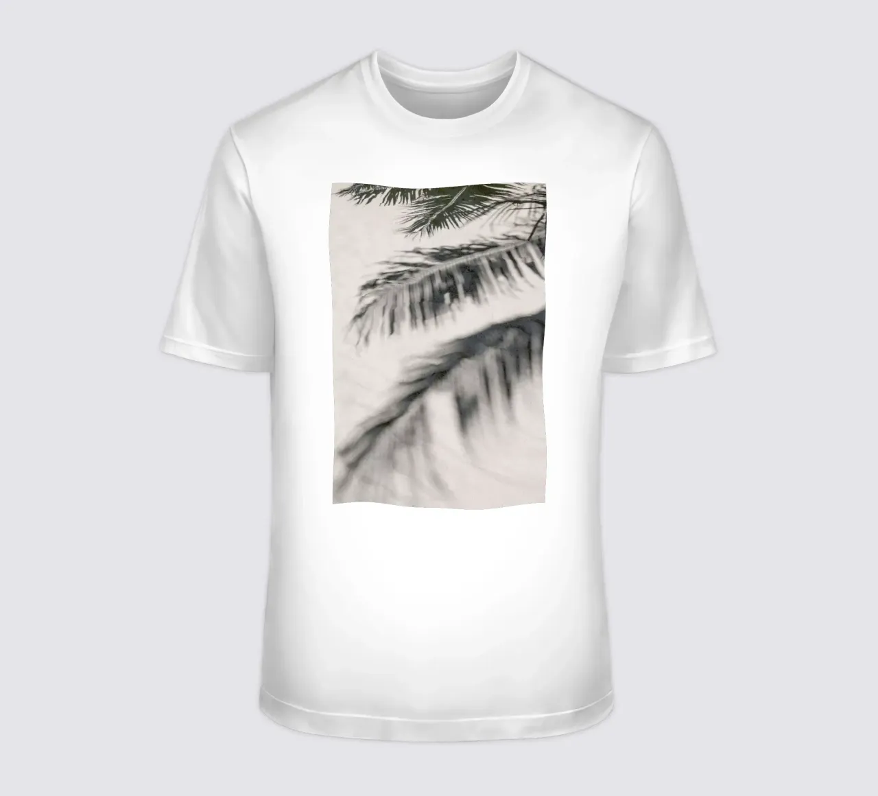 Sunshine on the Beach t-shirt da Studio Nahili