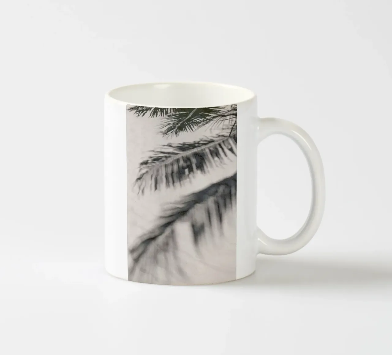 Sunshine on the Beach tazza in ceramica da Studio Nahili