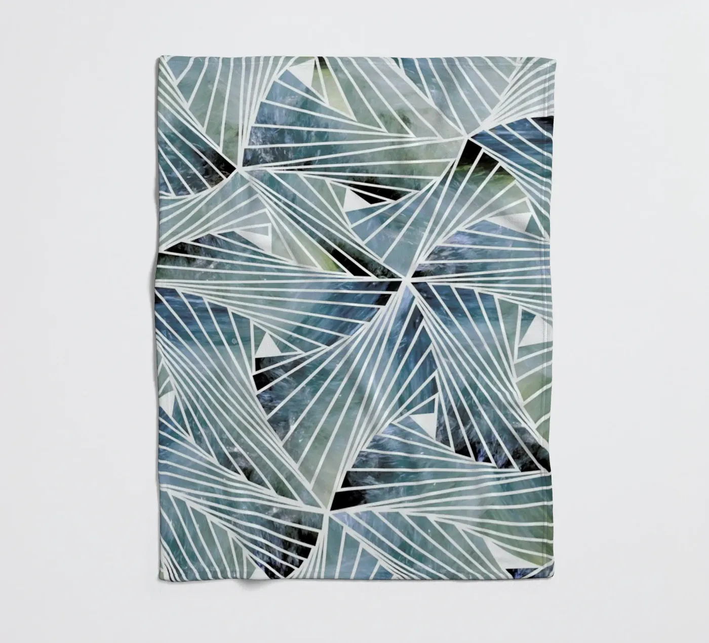 Acquamesh Fleecedecke von Angelo Cerantola