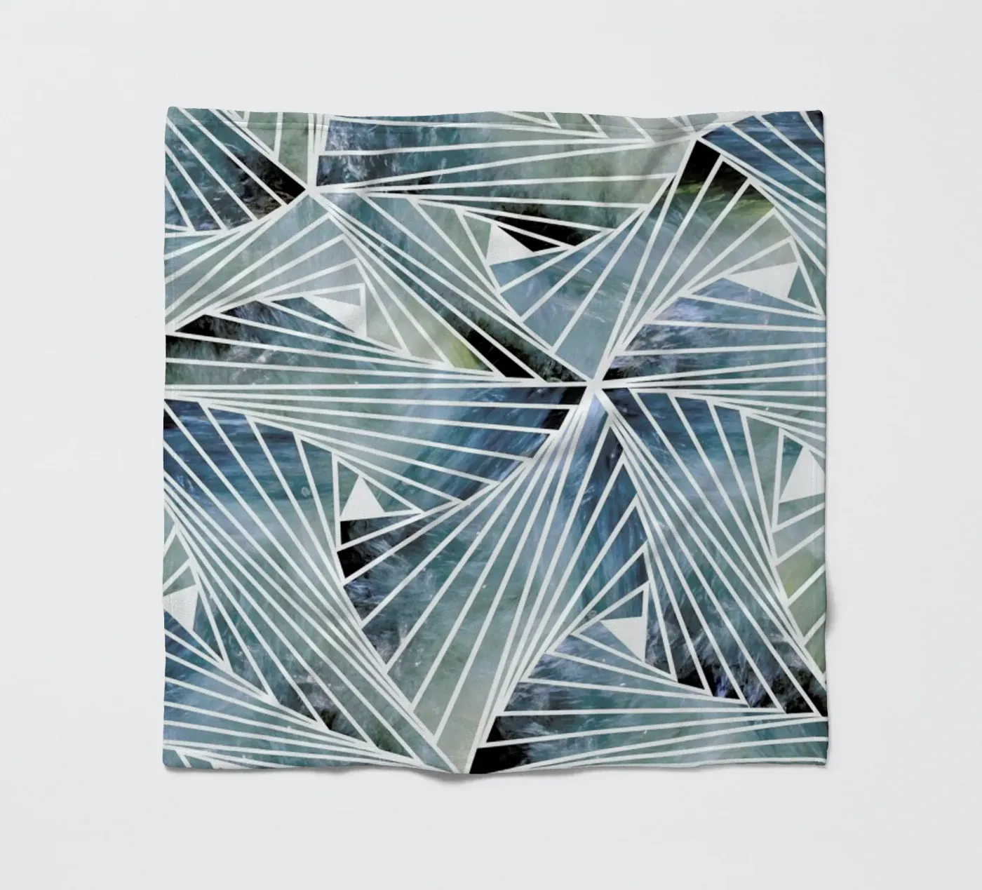 Acquamesh Fleecedecke von Angelo Cerantola