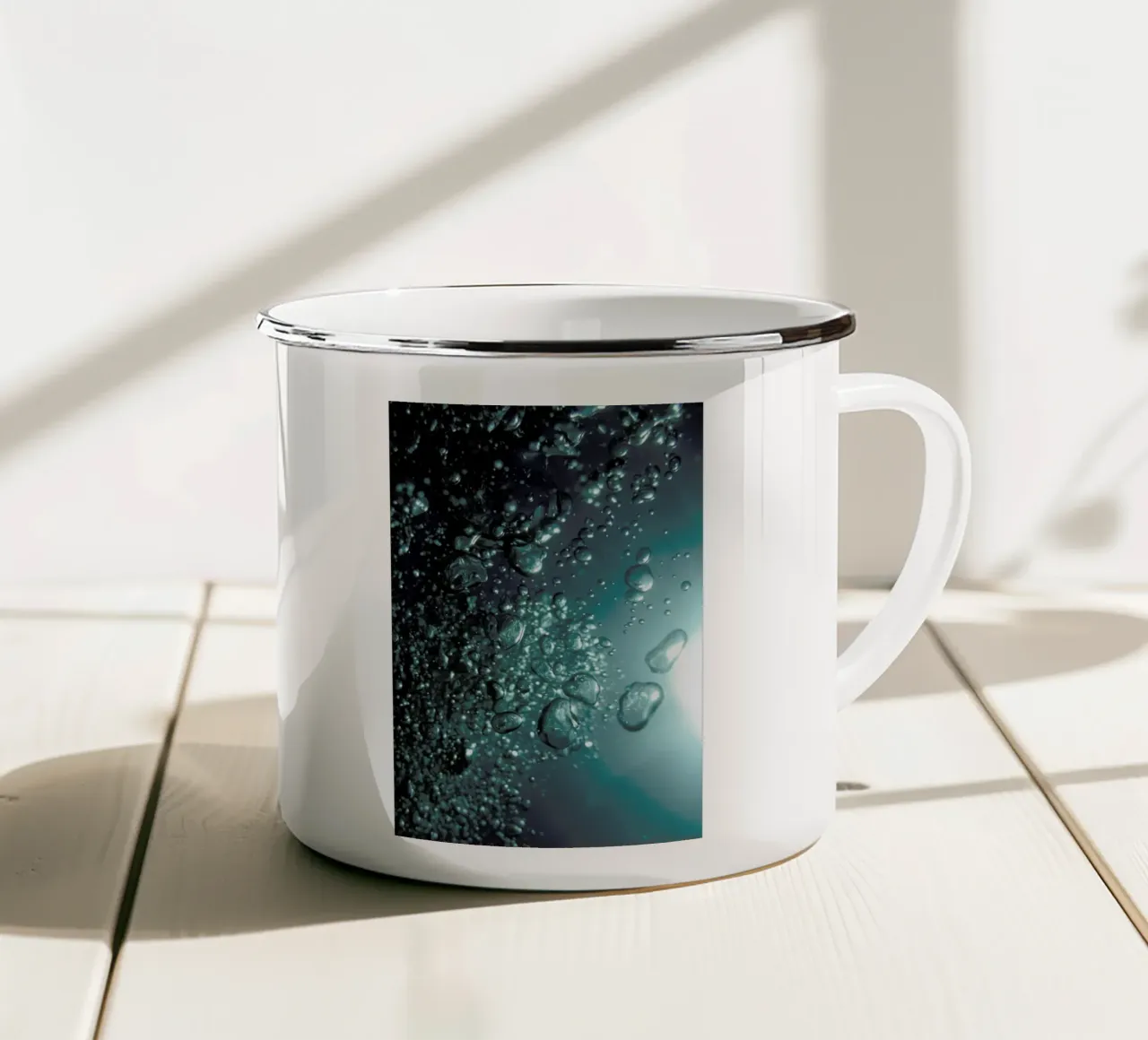 Take Me Diving tazza in smalto da Studio Nahili