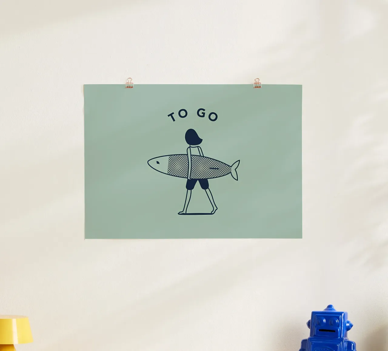 Un marchio simpatico per i chioschi di sushi europei poster con telaio in legno da bonglantrungmuoi