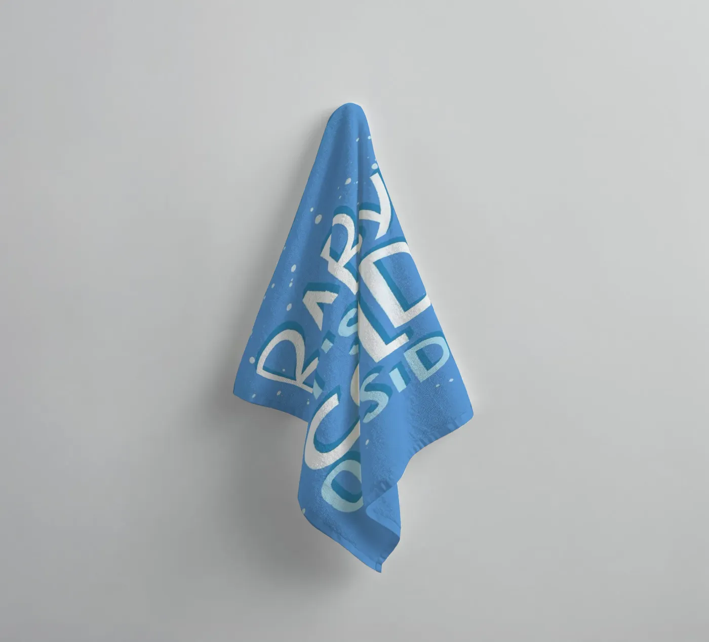 Cold Outside towel by Summerchamps