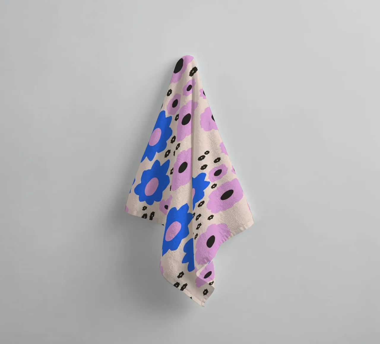 Blumen blau un rosa asciugamano da bagno da All Colours