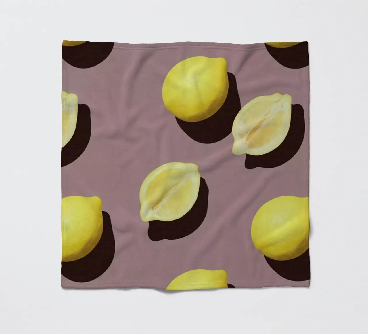 Fruit 19 Fleecedecke von STUDIO LEEMO