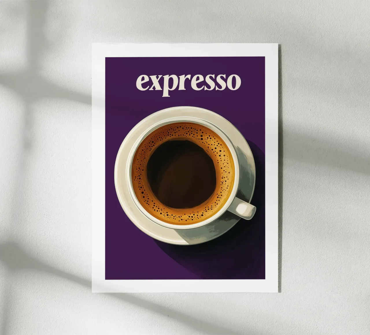 Caffè espresso su sfondo viola plexiglass da Spice & Style