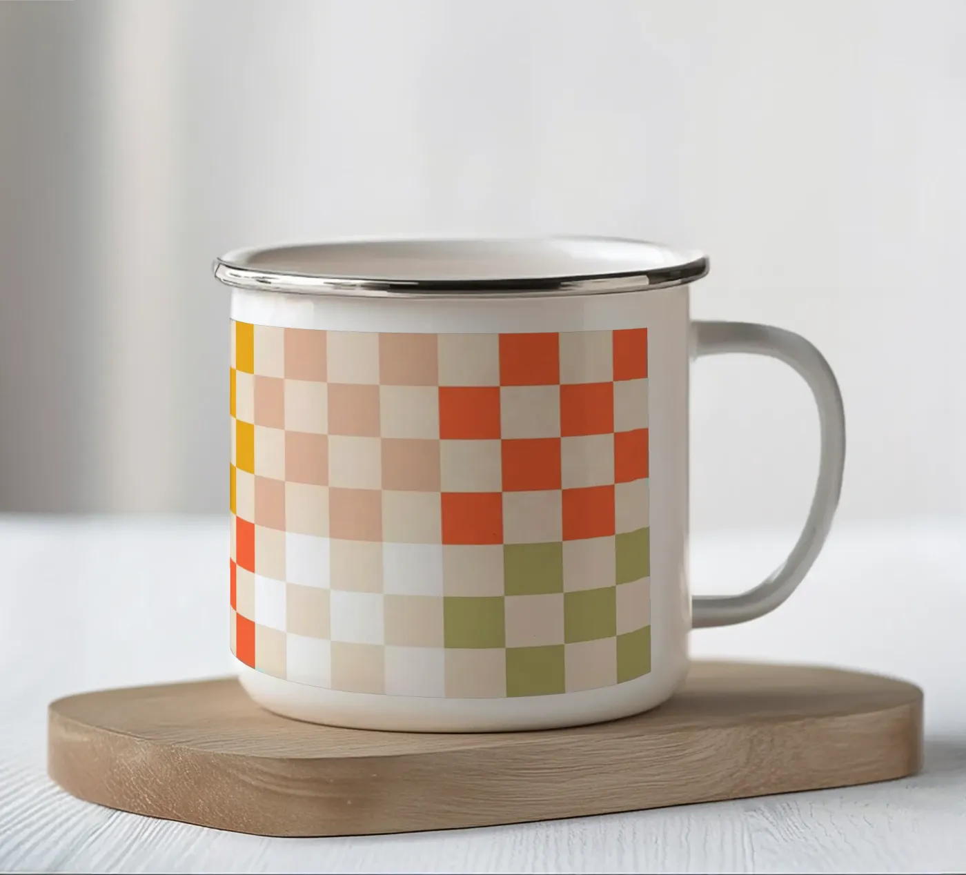 Retro Summer Check Patchwork Pattern tazza in smalto da Dominique Vari Abstract
