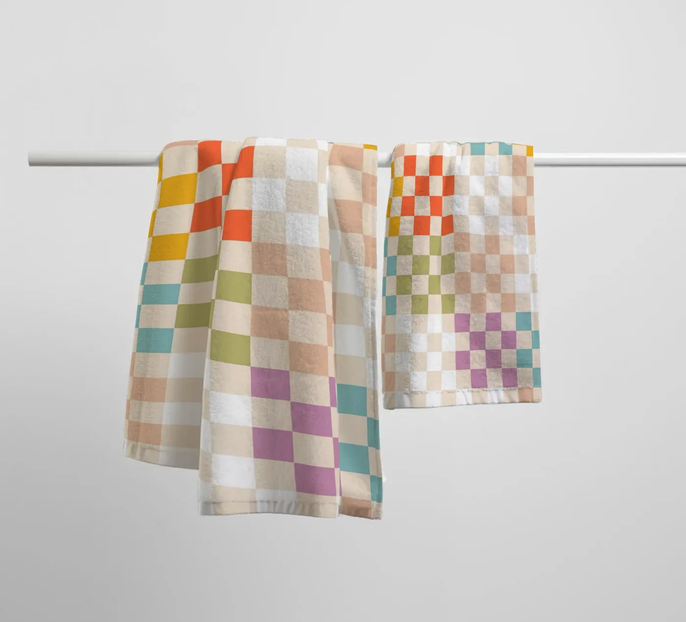 Retro Summer Check Patchwork Pattern serviette de bain de Dominique Vari Abstract