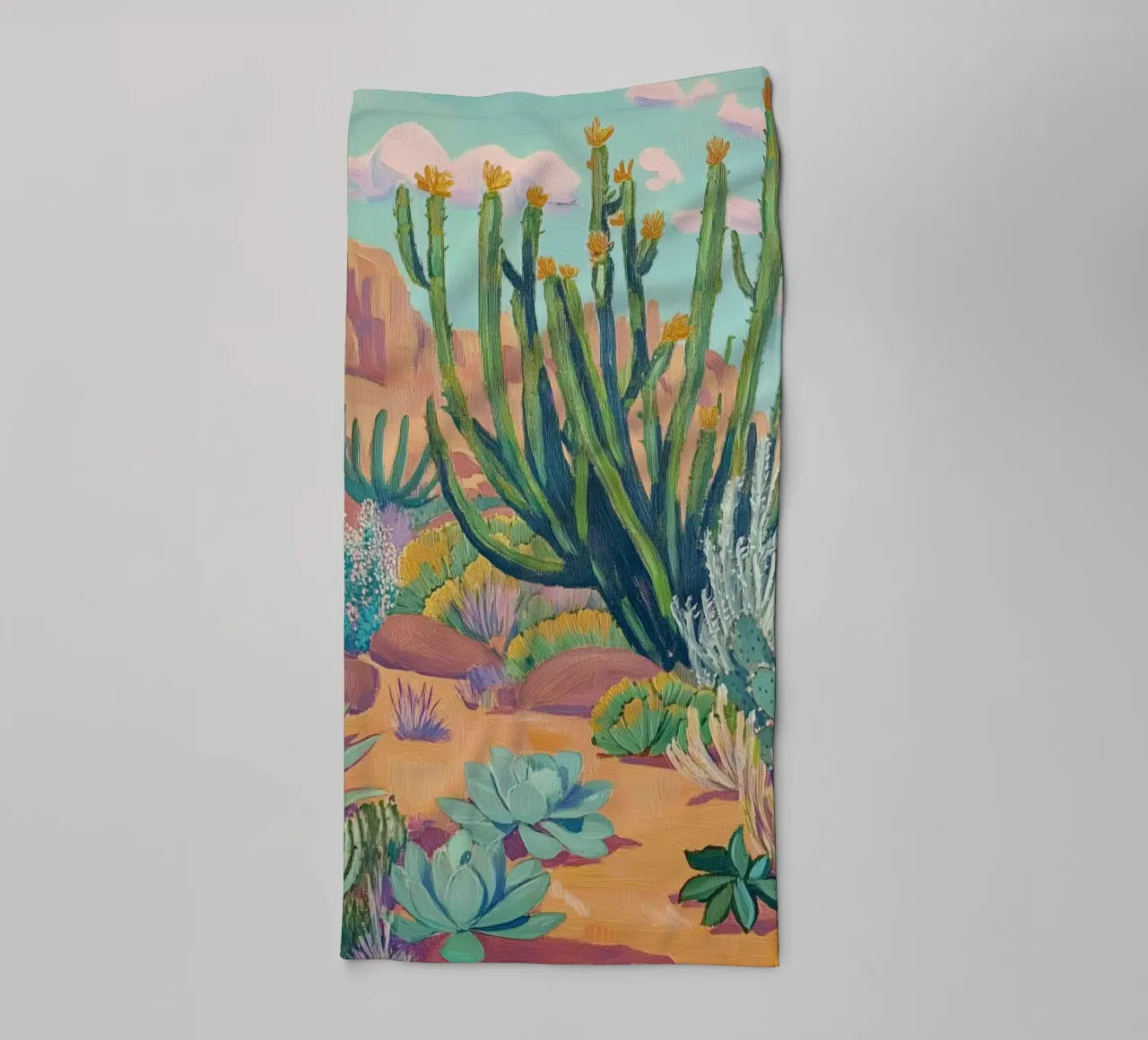 Vibrante paesaggio desertico con cactus asciugamano da bagno da Melloi Art Print