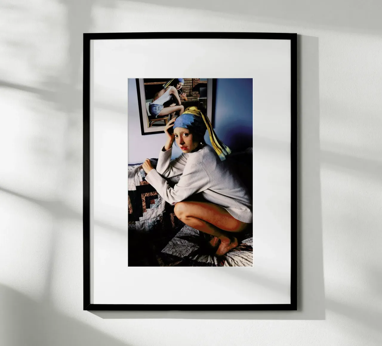 Girl with Pearl Earring Double poster con telaio in legno da Paste in Place