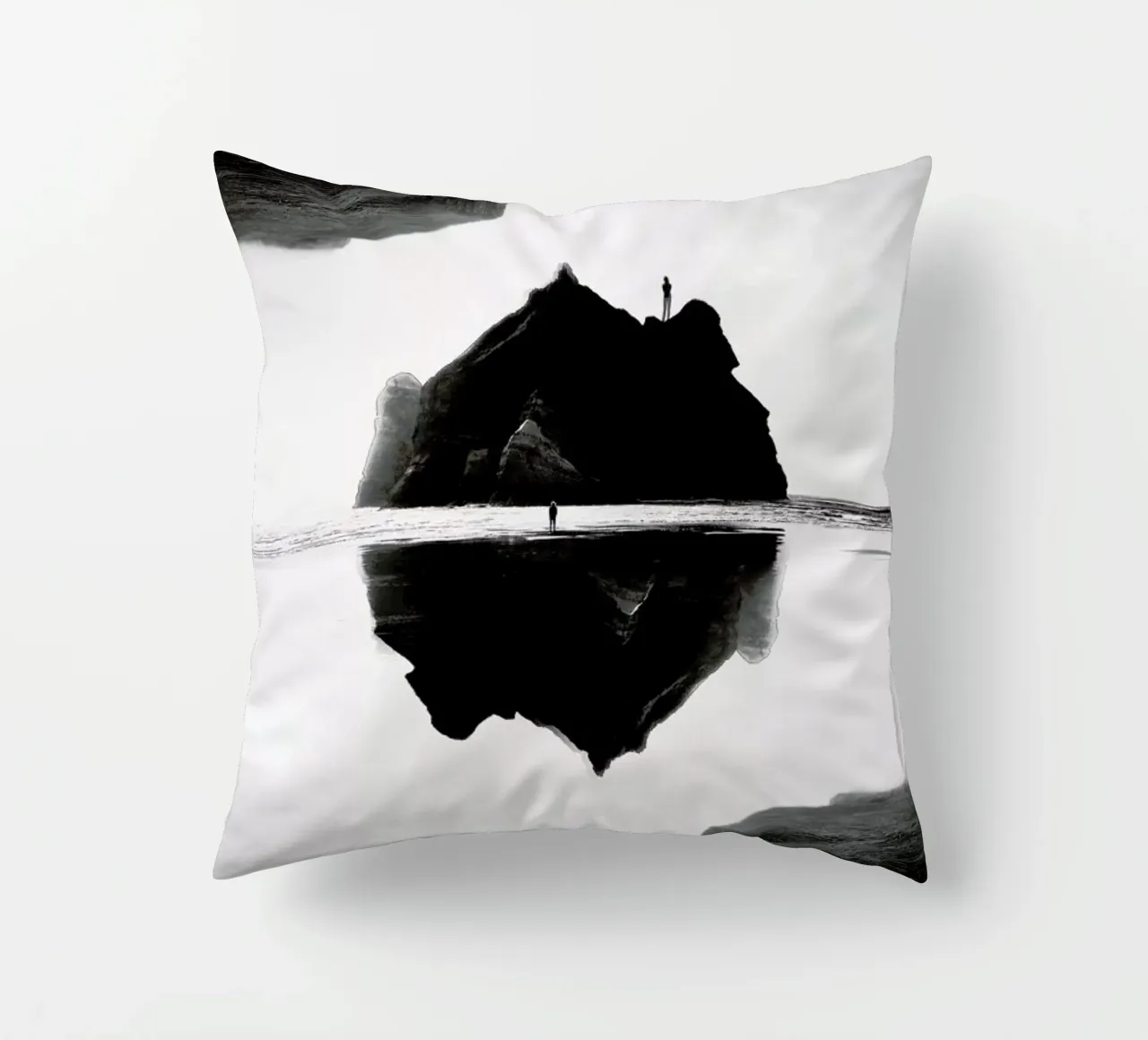 Black Isolation Island cuscino da Stoian Hitrov