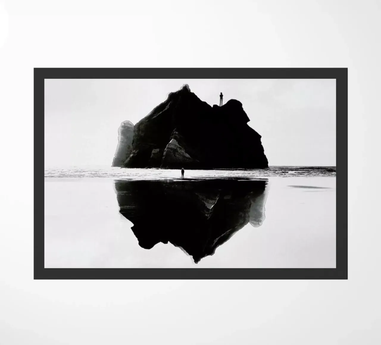 Black Isolation Island zerbino da Stoian Hitrov