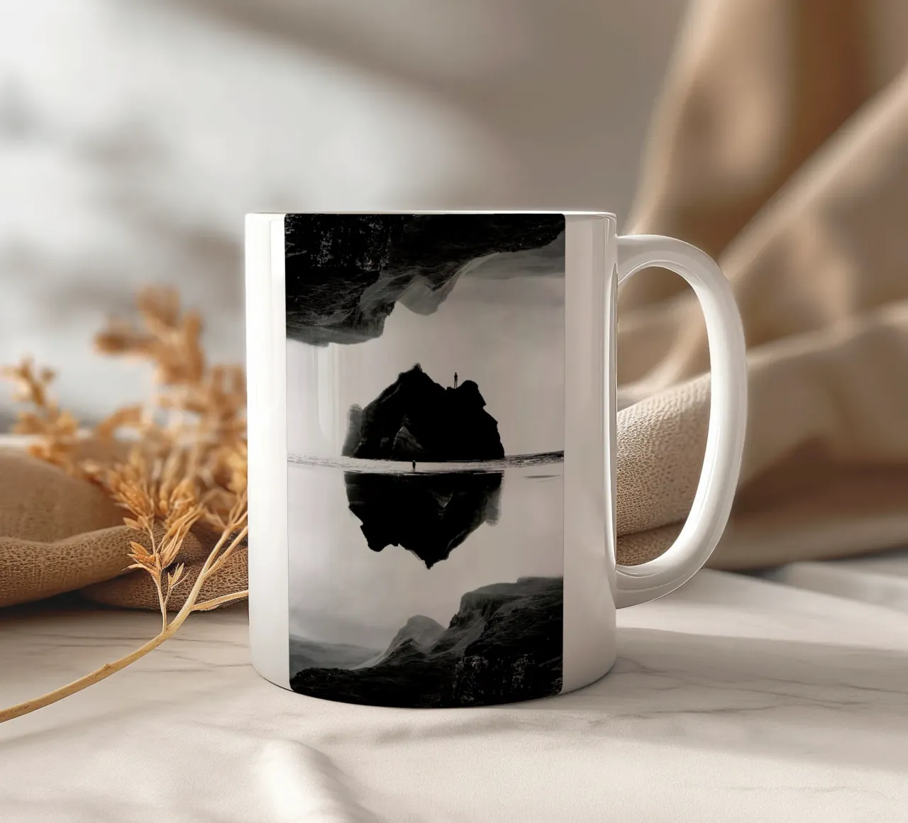 Black Isolation Island tazza in ceramica da Stoian Hitrov