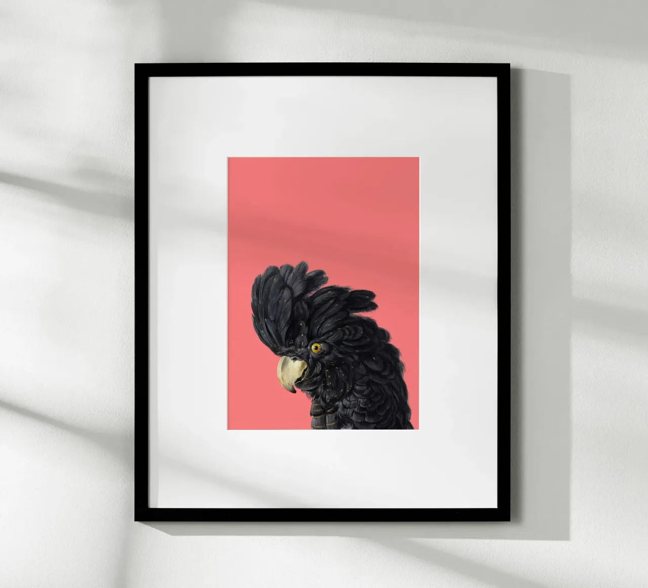 Kakadu poster con telaio in legno da Second Canvas