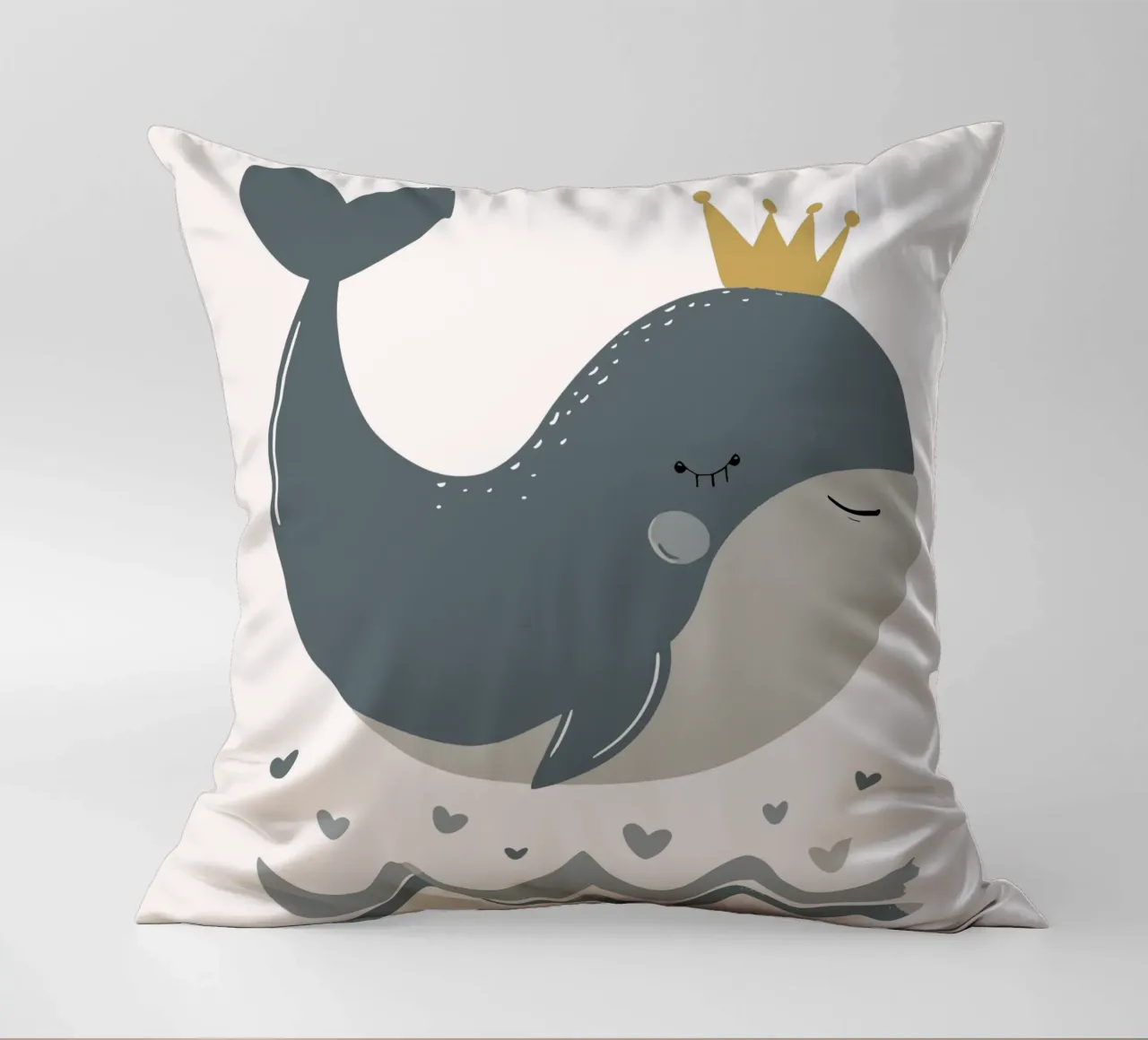 Balena con corona cuscino da KidzStudio