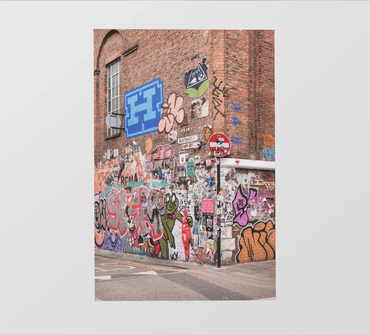 Londra, Inghilterra I Graffiti colorati di street art Shoreditch telo in pvc da Julie Travel Photography