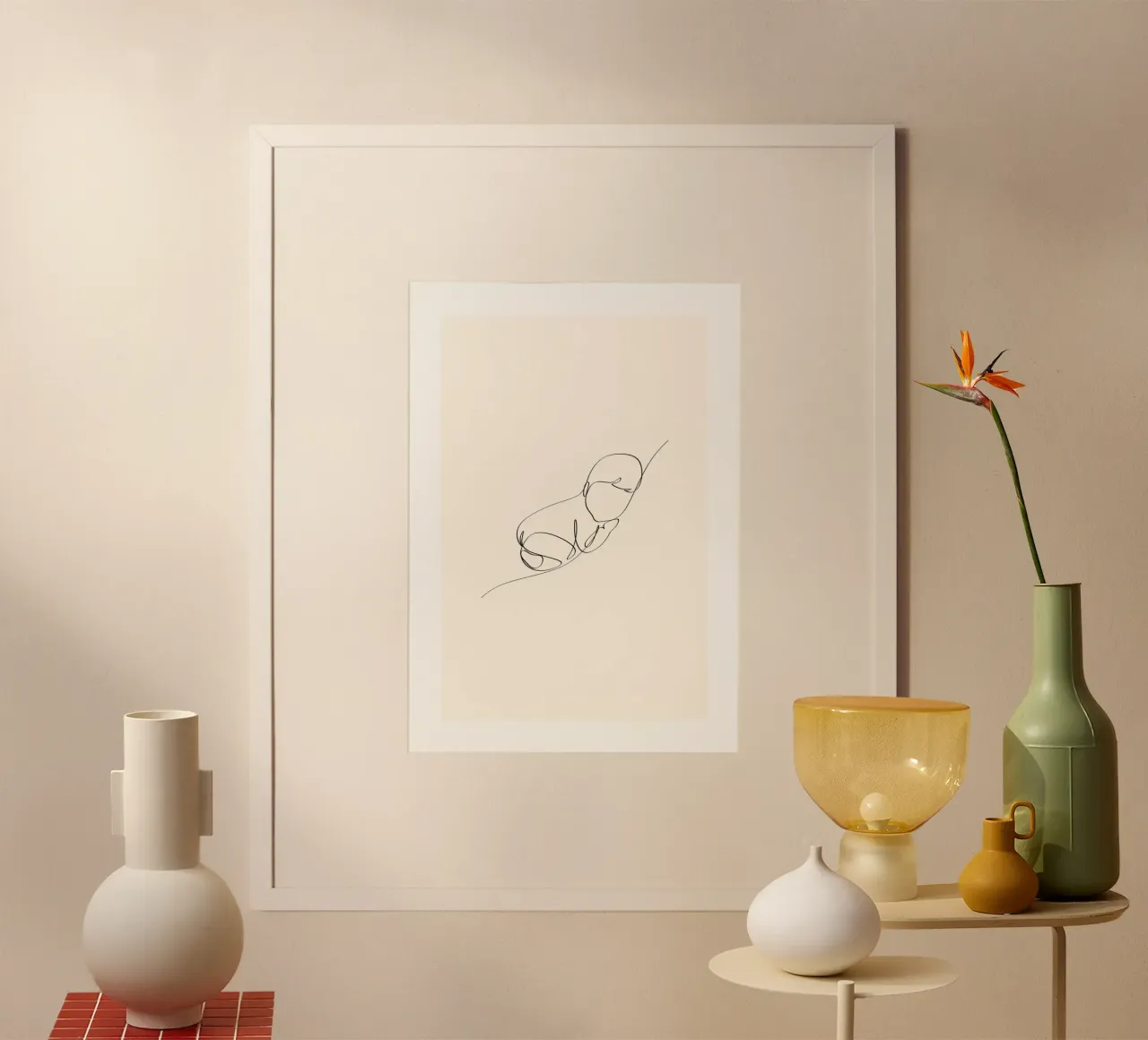 Bebé de una línea Beige poster con marco de plástico de KidzStudio