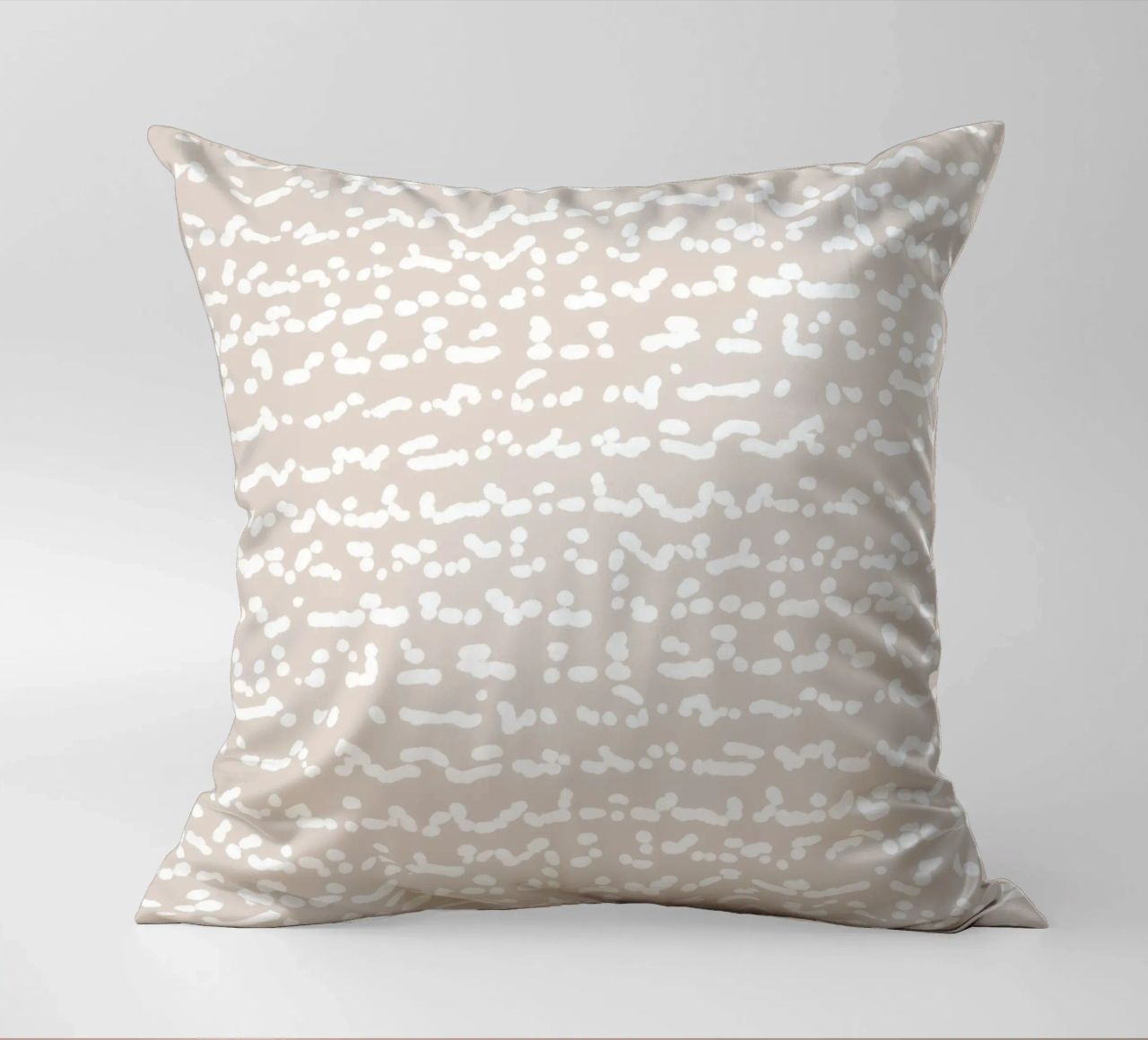 Scribbled Fuzzy Shapes | Neutral Abstract Minimalism Kissen von sabidussi