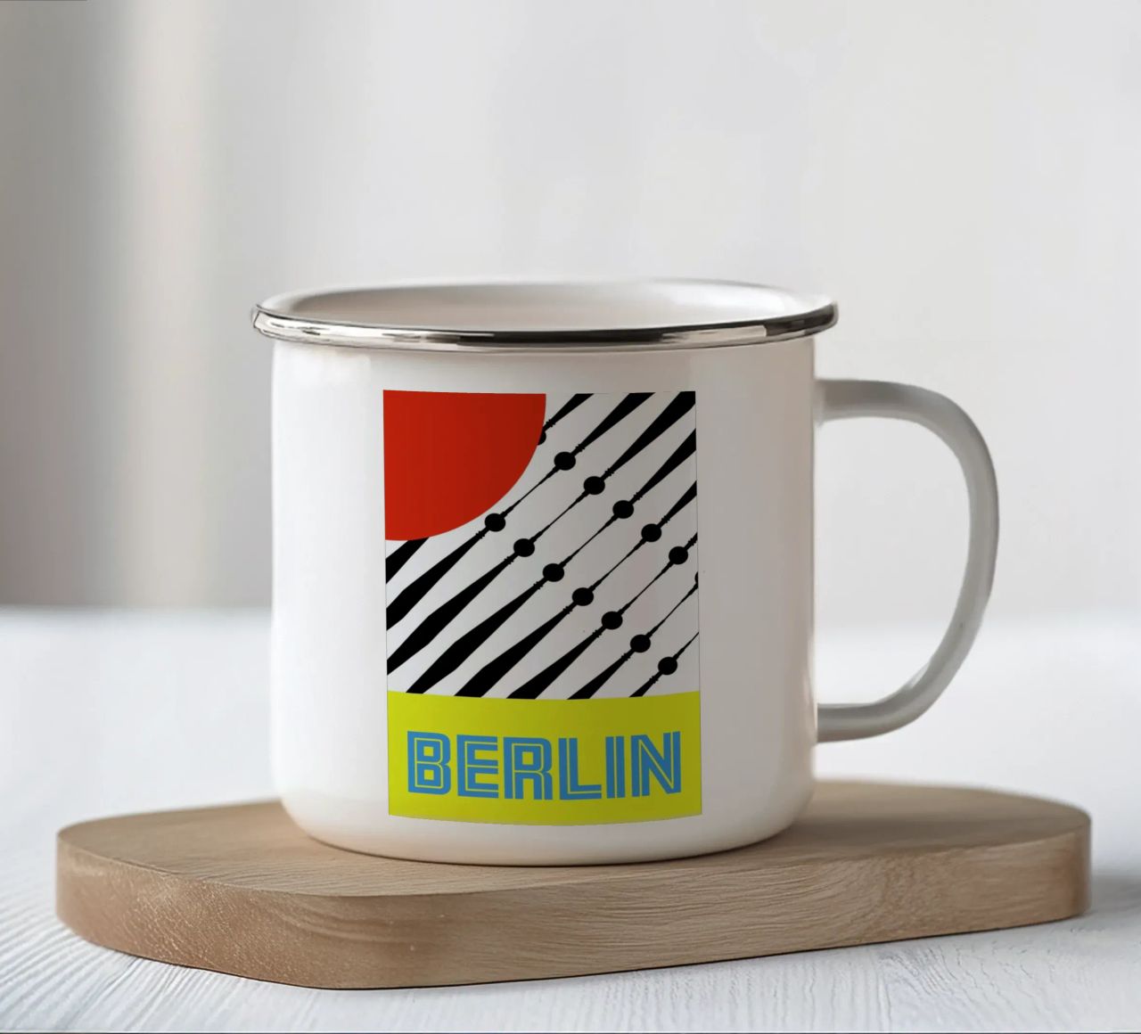 Berlin Love Part I tazza in smalto da Sandra Siewert
