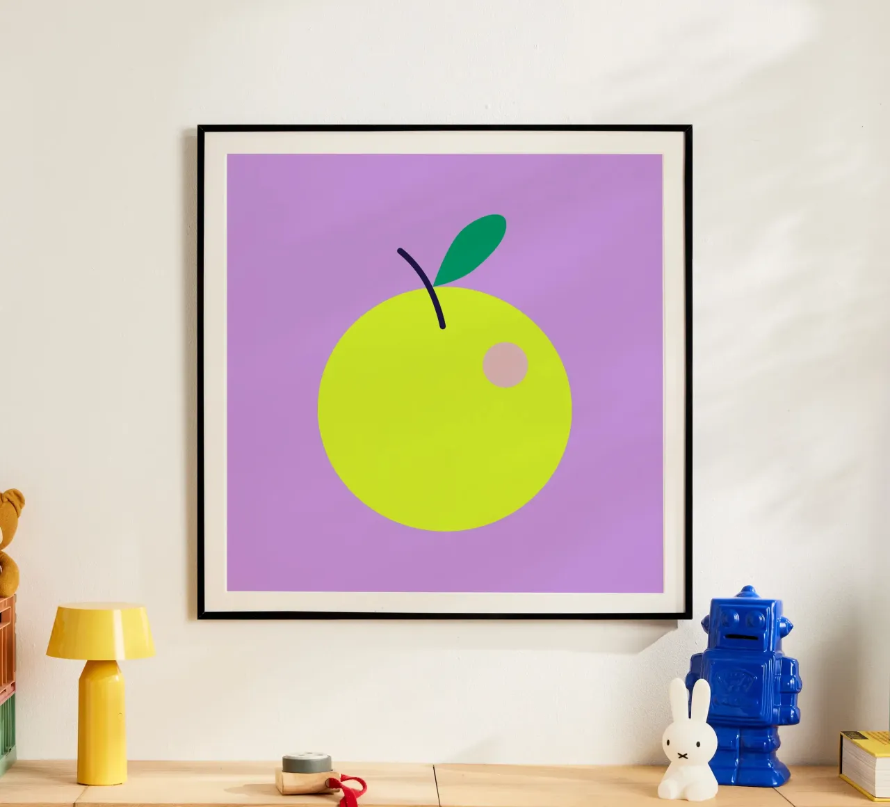 FUN Apple poster con telaio in legno da All Colours