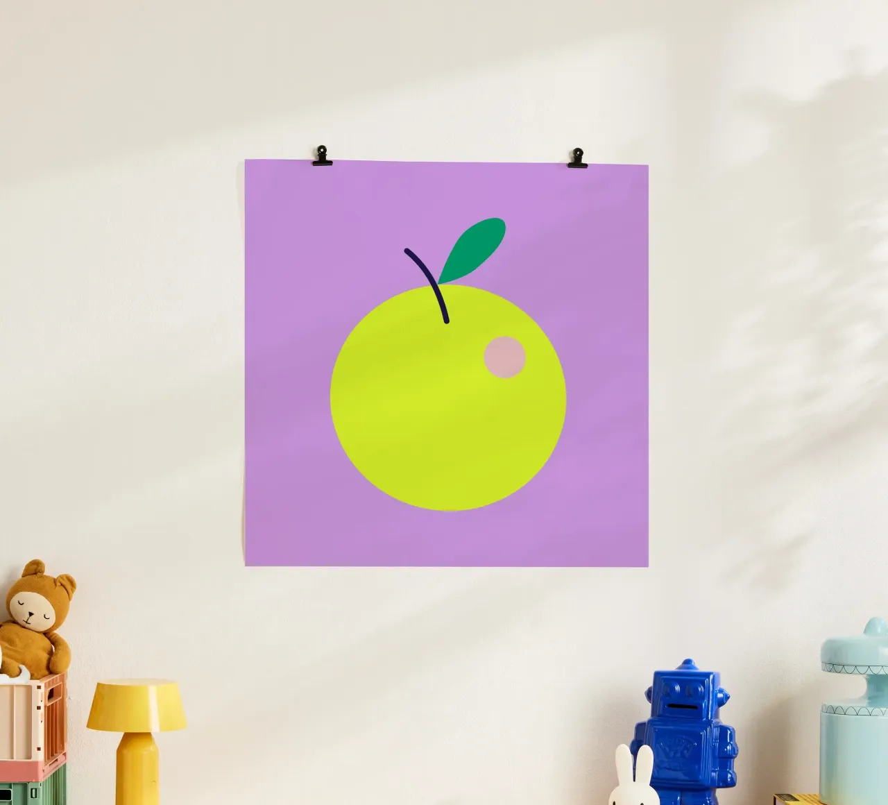 FUN Apple poster con telaio in legno da All Colours