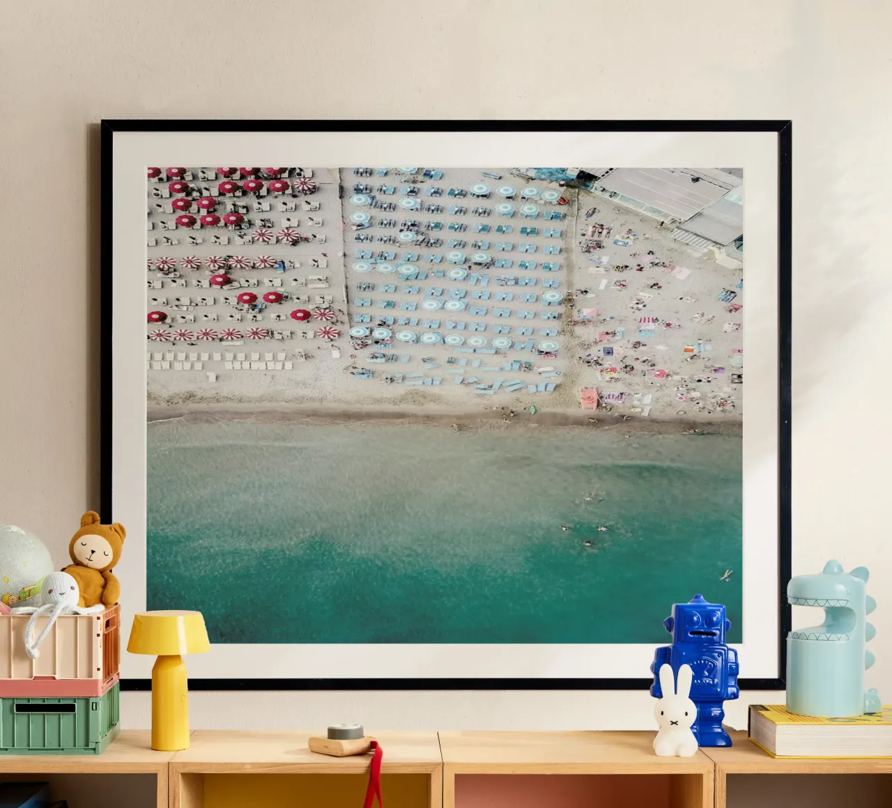 Italian Order poster con telaio in legno da Chris Abatzis